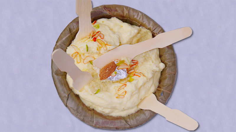 Makhan malai at Akbari Gate simply melts in your mouth. A top pick in the vegetarian food in Lucknow